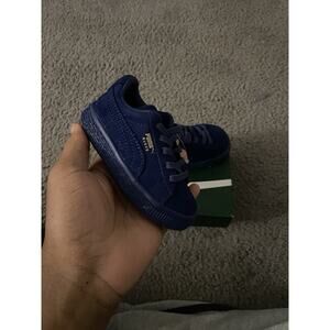 Size 5c- Puma Kids Blue Classic Suede Sneakers Shoes